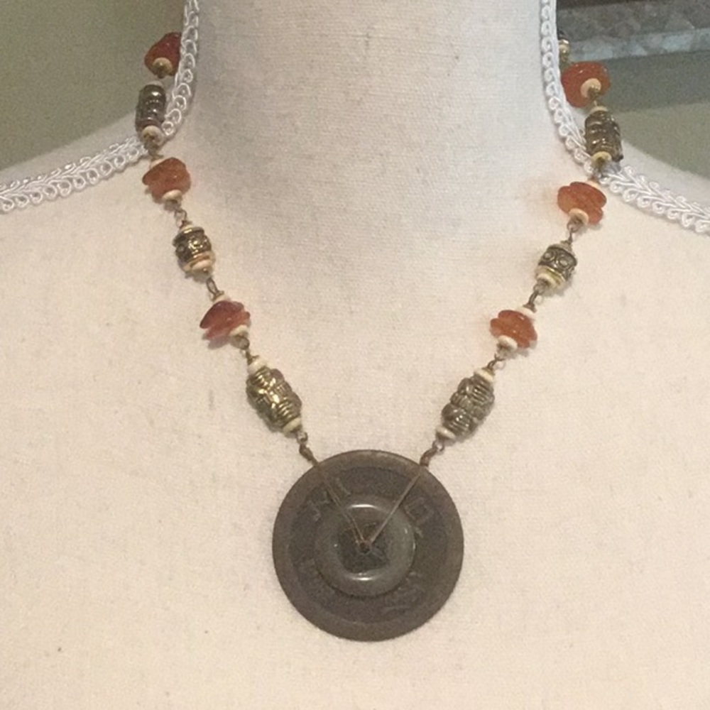 NWT - Necklace